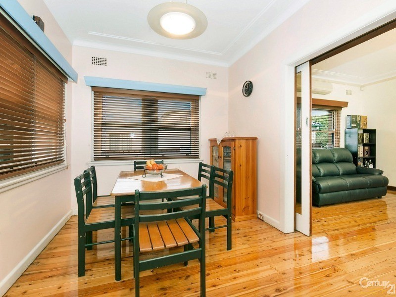 238 Stoney Creek Road, Beverly Hills NSW 2209