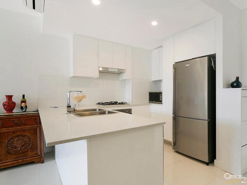 13 / 1 Alfred Street ( corner of Time Square 127 – 141 Forest Road ), Hurstville NSW 2220