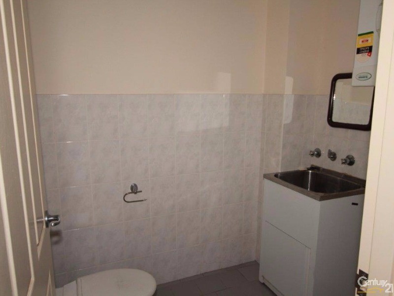 9/623 Forest Road, Bexley NSW 2207