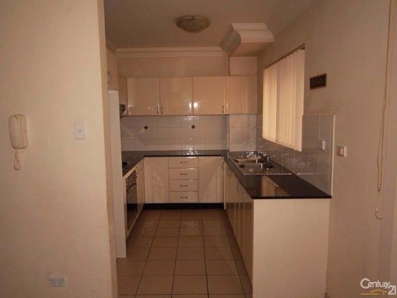 9/623 Forest Road, Bexley NSW 2207