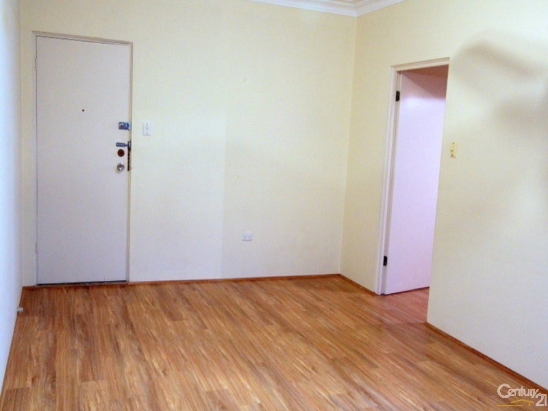 7/33 Carrington Ave, Hurstville NSW 2220