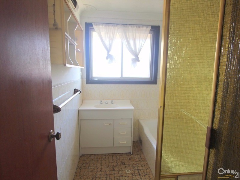 3/81 Gloucester Road, Hurstville NSW 2220