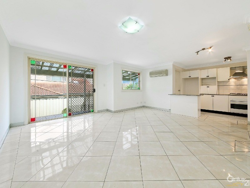 2/163 Queen Victoria Street, Bexley NSW 2207