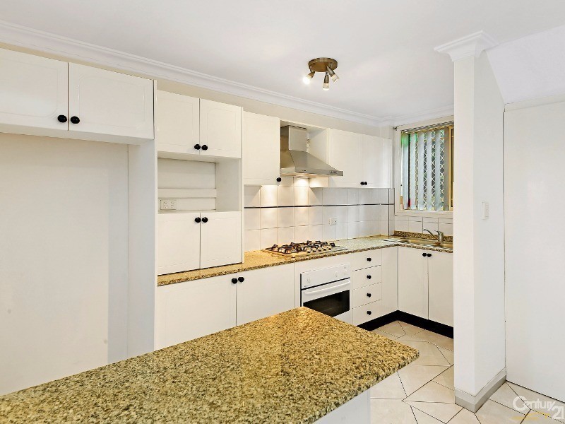 2/163 Queen Victoria Street, Bexley NSW 2207