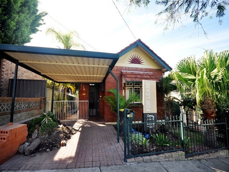 88 Fleet Street, Carlton NSW 2218