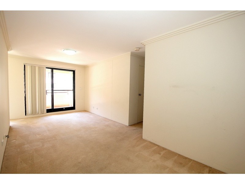 25/12-22  Dora Street, Hurstville NSW 2220