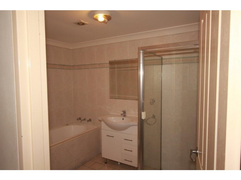 4/623 Forest Road, Bexley NSW 2207