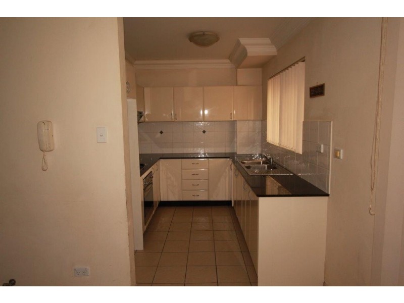 4/623 Forest Road, Bexley NSW 2207