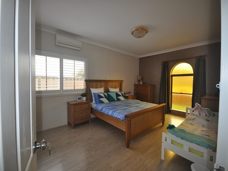 82 Donald Street, Hurstville NSW 2220