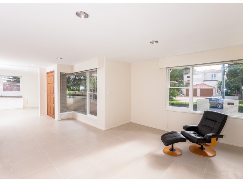 28 Hillcrest Avenue, Hurstville NSW 2220