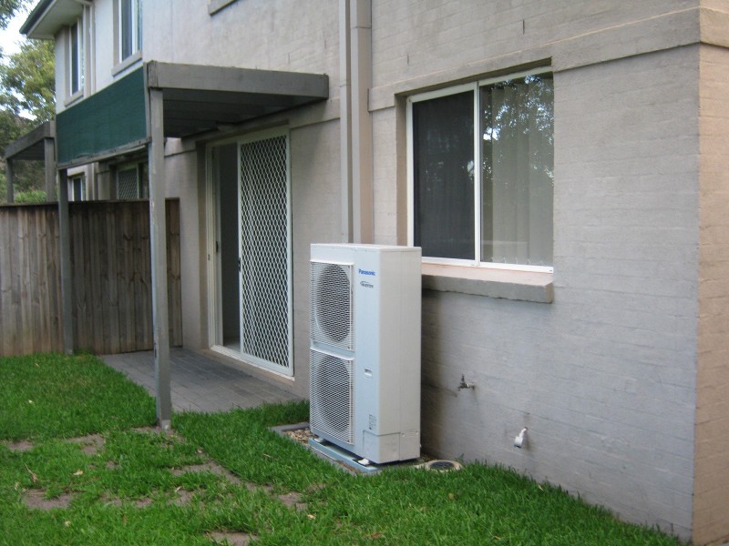 14/11 Harrington Avenue, Castle Hill NSW 2154