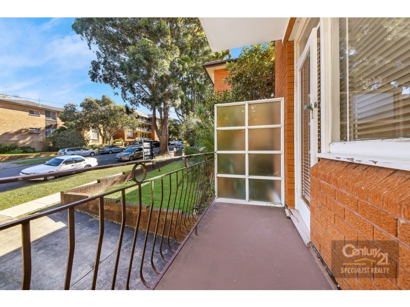 2/18 St Georges Pde, Hurstville NSW 2220