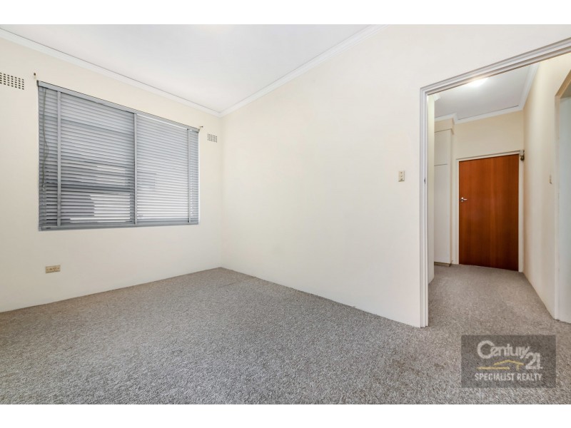 2/18 St Georges Pde, Hurstville NSW 2220