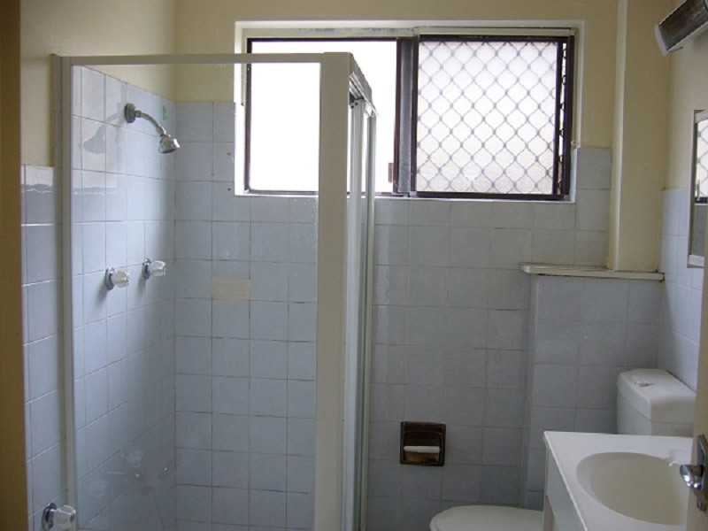 2/20 Gloucester Road, Hurstville NSW 2220