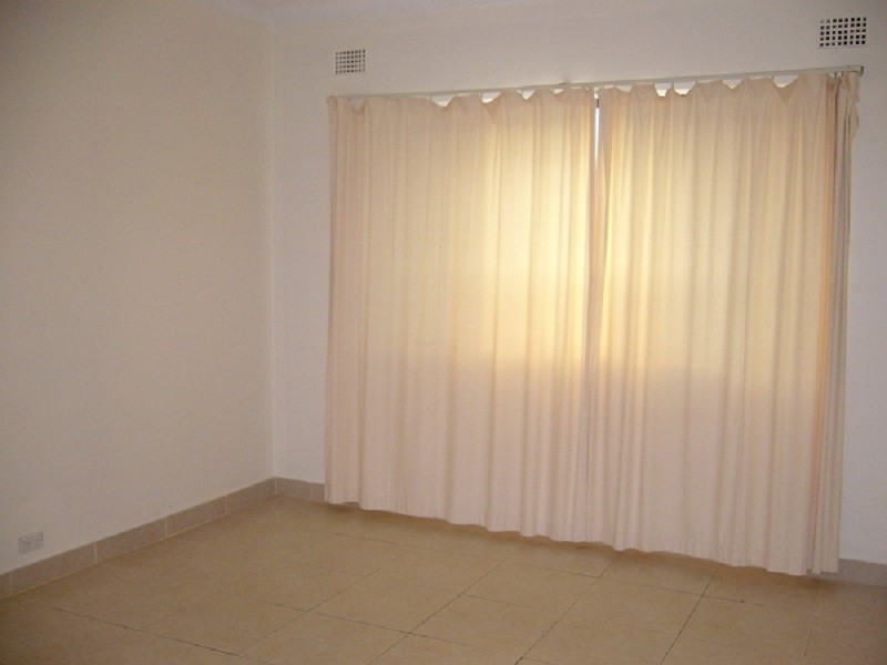 2/20 Gloucester Road, Hurstville NSW 2220