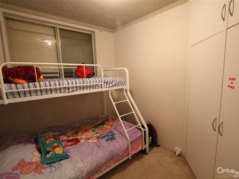 3/25-27 Phillip Street, Roselands NSW 2196