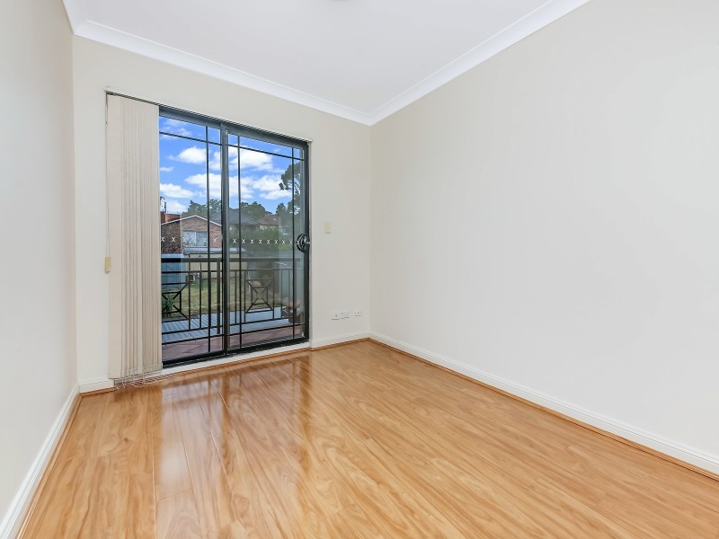 5A Queens Road, Hurstville NSW 2220