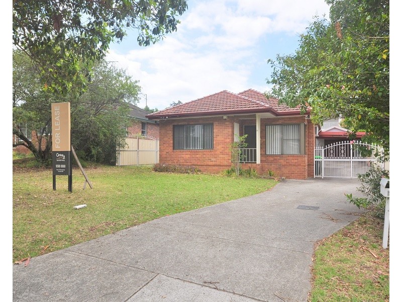 18  Low Street, Hurstville NSW 2220