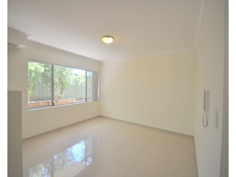 3/110   George Street, Hurstville NSW 2220