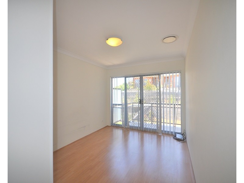 3/110   George Street, Hurstville NSW 2220