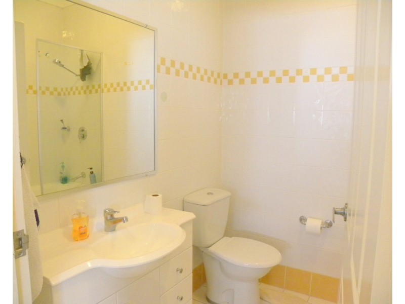 27/2a  Cross Street, Hurstville NSW 2220