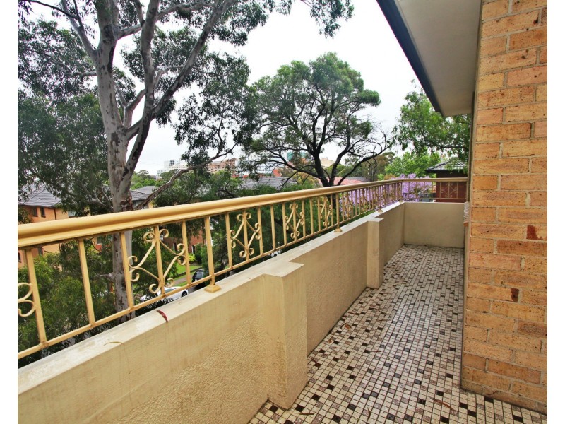 16/21 Gloucester Road, Hurstville NSW 2220