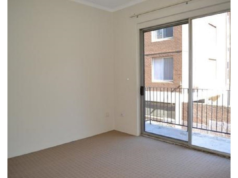 2/9 Allen Street, Harris Park NSW 2150