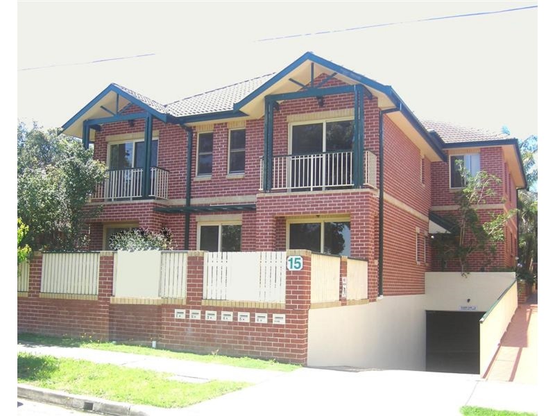 3/15 Romani Avenue, Hurstville NSW 2220