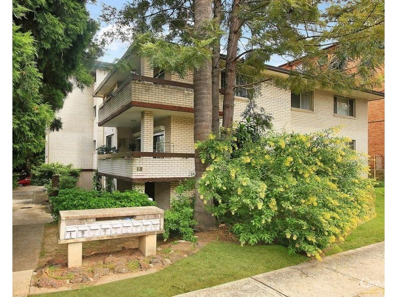 1/13 Woids Ave, Hurstville NSW 2220