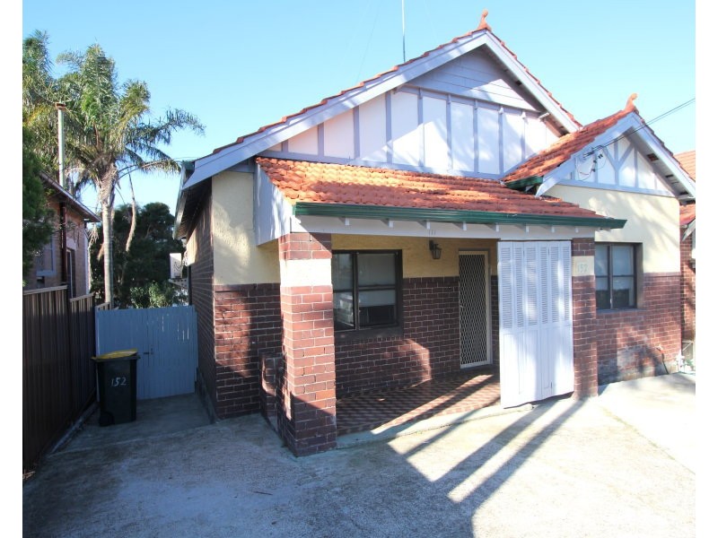 152 Woniora Road, South Hurstville NSW 2221