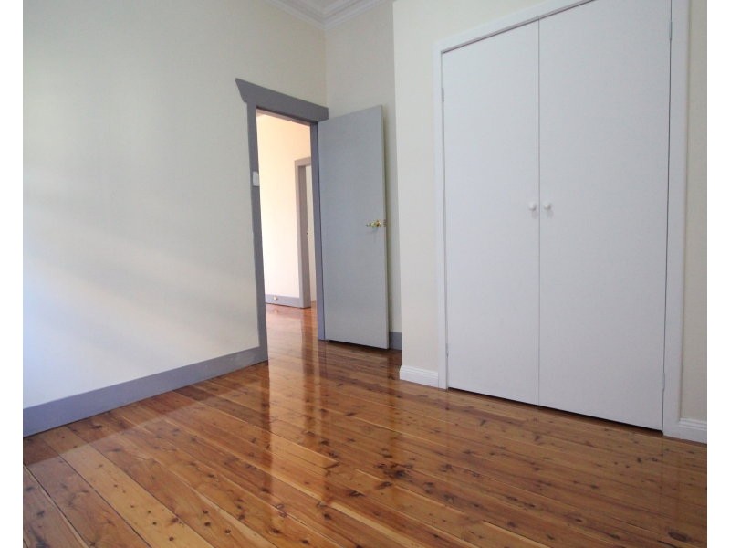 152 Woniora Road, South Hurstville NSW 2221