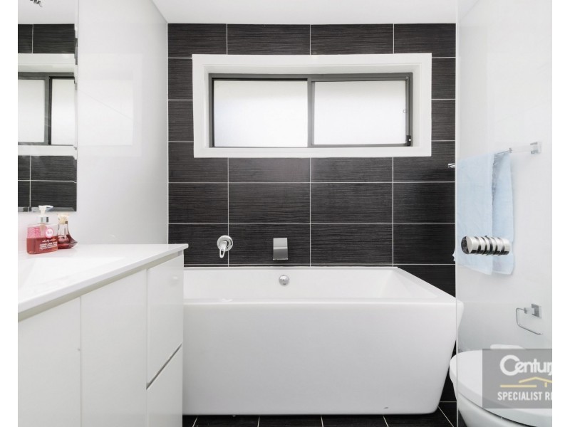 4 Joyce Ave, Picnic Point NSW 2213