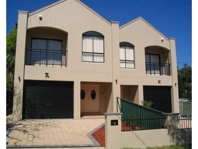 15 Barry Ave, Mortdale NSW 2223