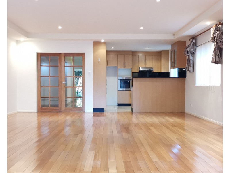 15 Barry Ave, Mortdale NSW 2223