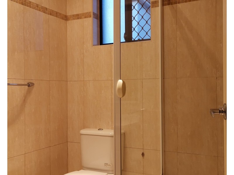 15 Barry Ave, Mortdale NSW 2223