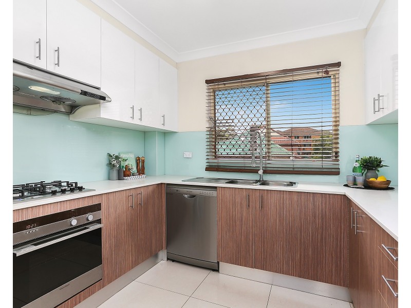 4/52 Carrington Avenue, Hurstville NSW 2220