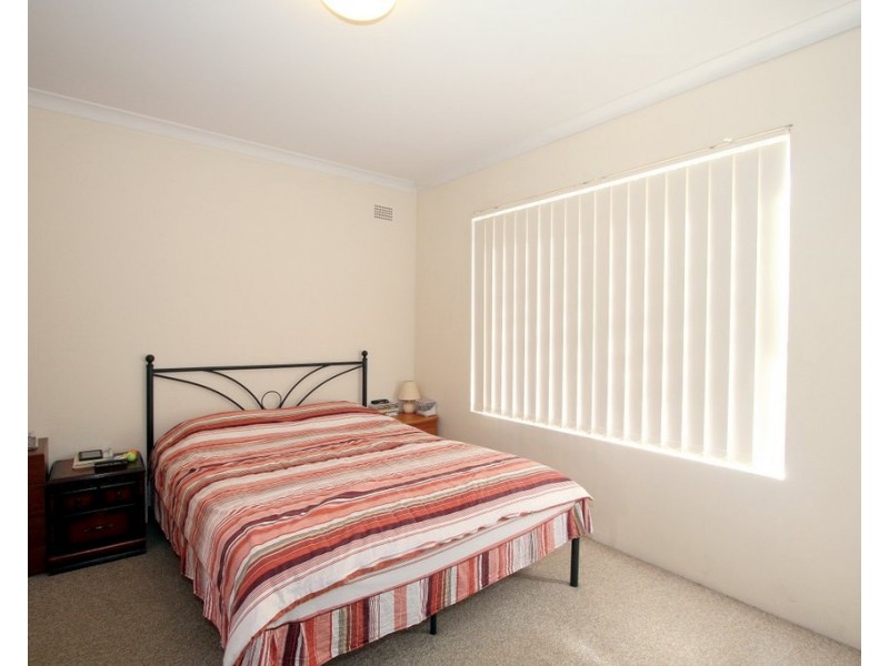 8/27 Cambridge Street, Penshurst NSW 2222