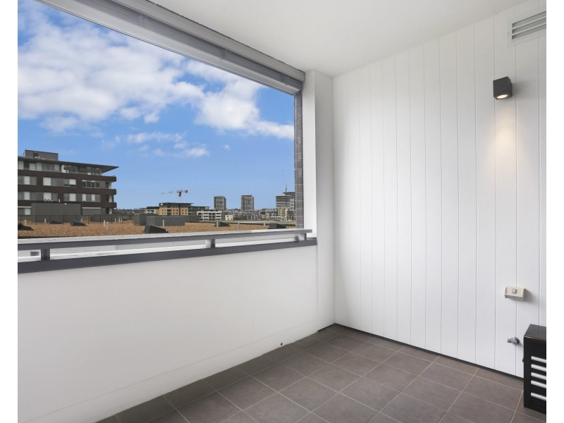 A513/19 Baywater Drive, Wentworth Point NSW 2127