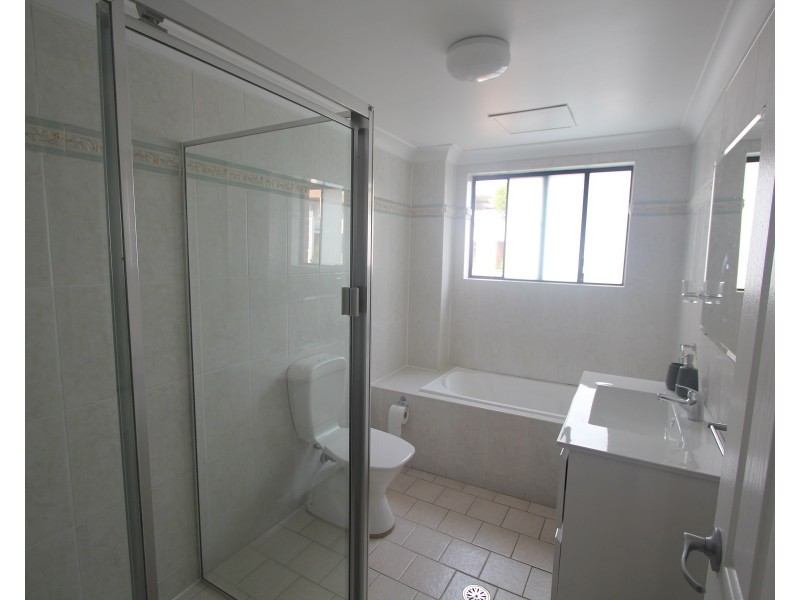 6/623 Forest Road, Bexley NSW 2207