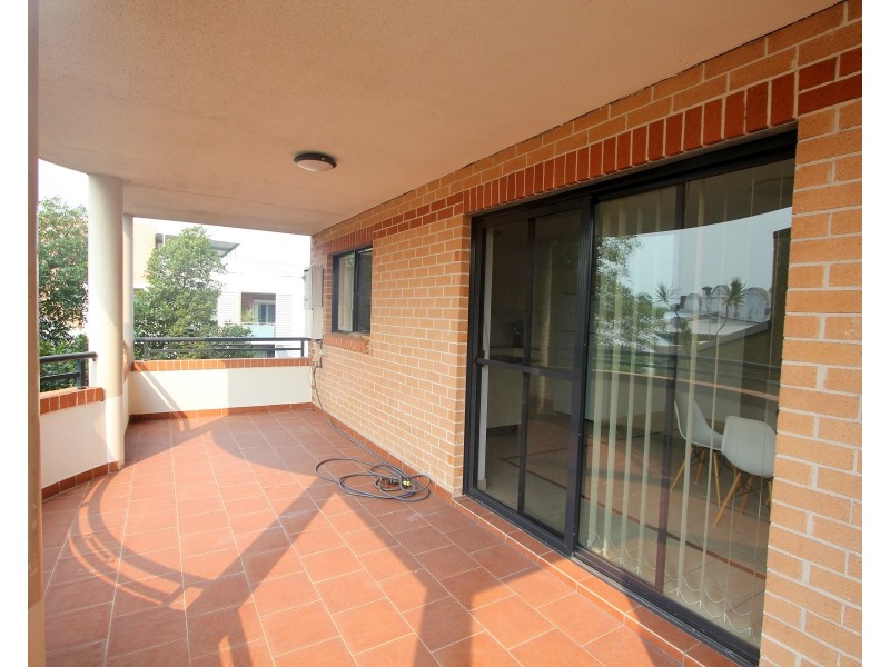 6/623 Forest Road, Bexley NSW 2207