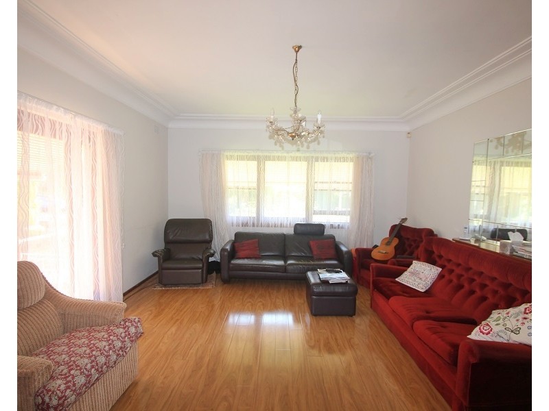 14 Edward Street, Kingsgrove NSW 2208