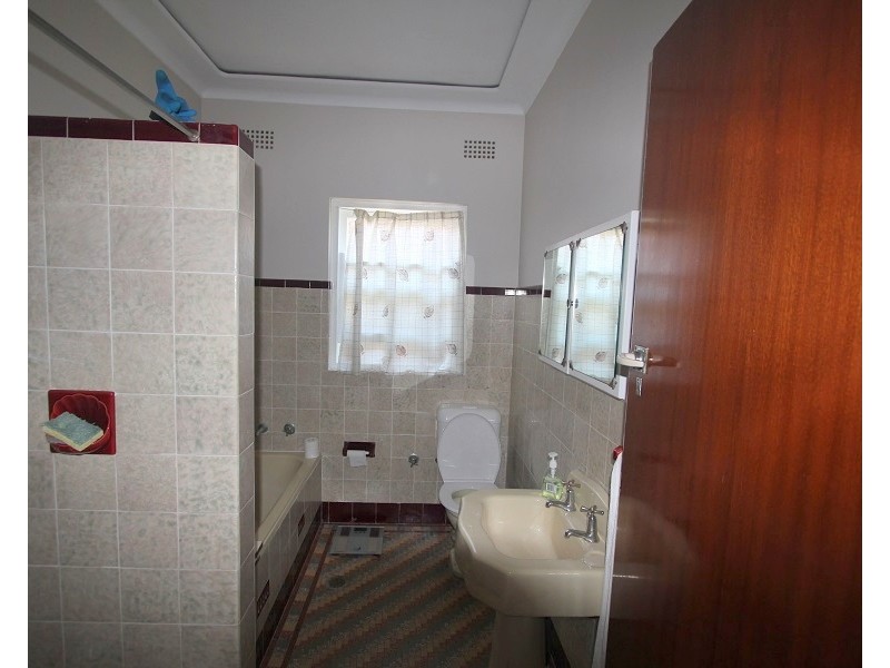 14 Edward Street, Kingsgrove NSW 2208