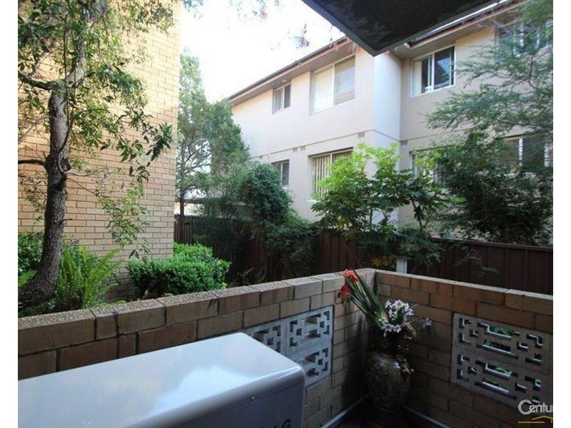 3/25-27 Phillip Street, Roselands NSW 2196