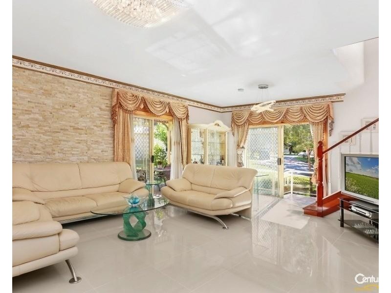 39 Thomas Street, Hurstville NSW 2220