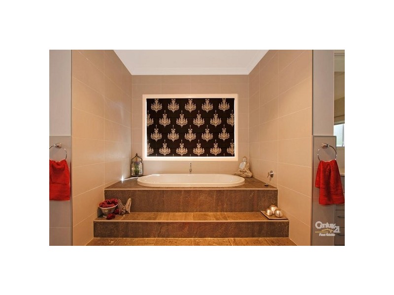 17 Raglan Road, Miranda NSW 2228