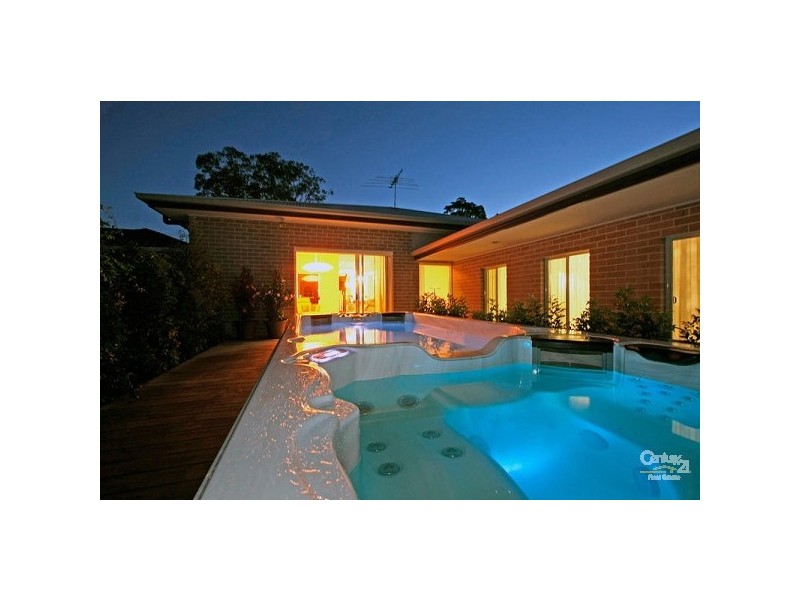 17 Raglan Road, Miranda NSW 2228