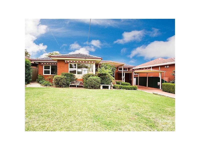 14 Kemp Avenue, Kirrawee NSW 2232