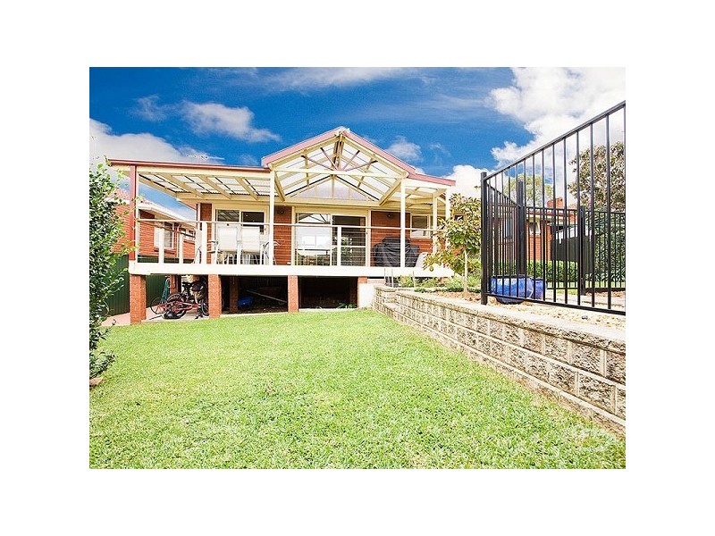 14 Kemp Avenue, Kirrawee NSW 2232