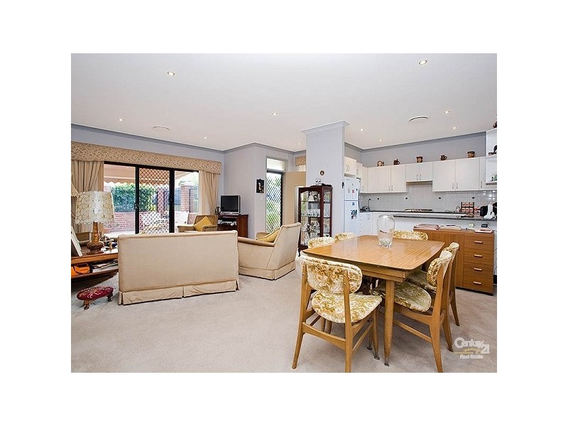 2/8 Macartney Street, Miranda NSW 2228