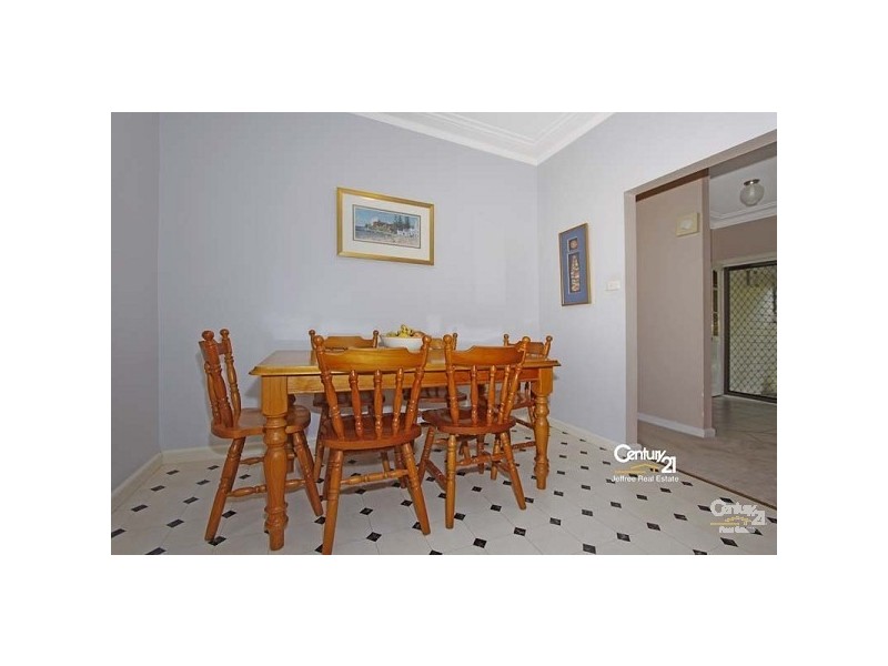 24 Gorada Avenue, Kirrawee NSW 2232